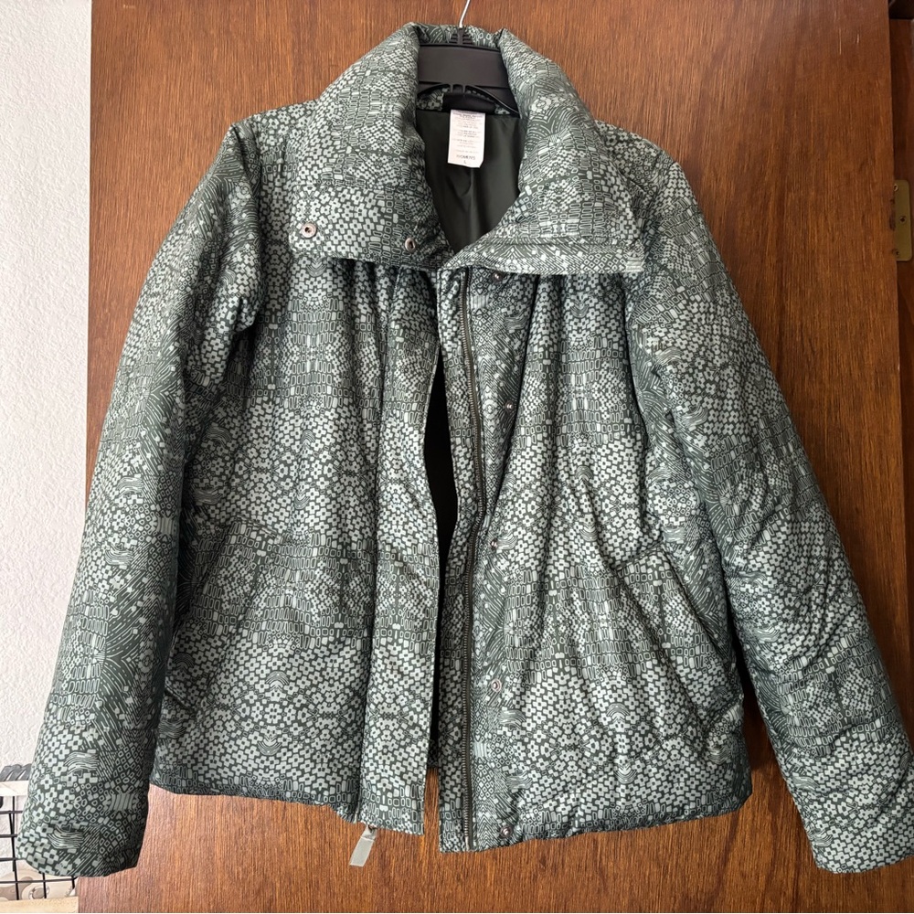 Patagonia Limited Edition Green Puffer Jacket